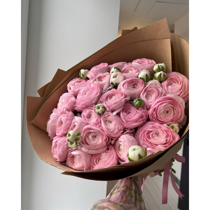 Ранункулюсы в Зайсане